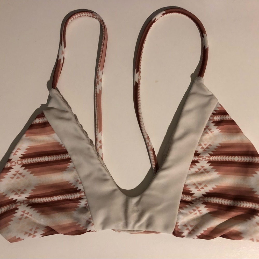 acacia pupukea top in tribal ombré